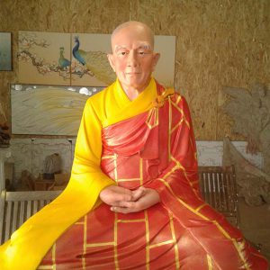 Tôn tượng hòa thượng Huệ Đức
